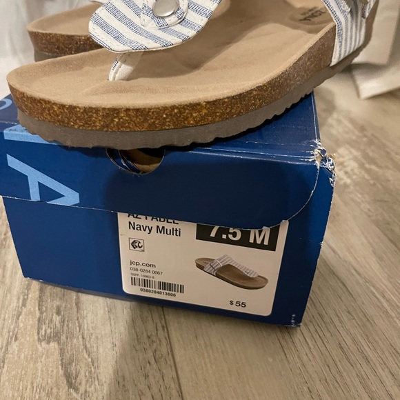 Arizona Fable sandals - Picture 3 of 3